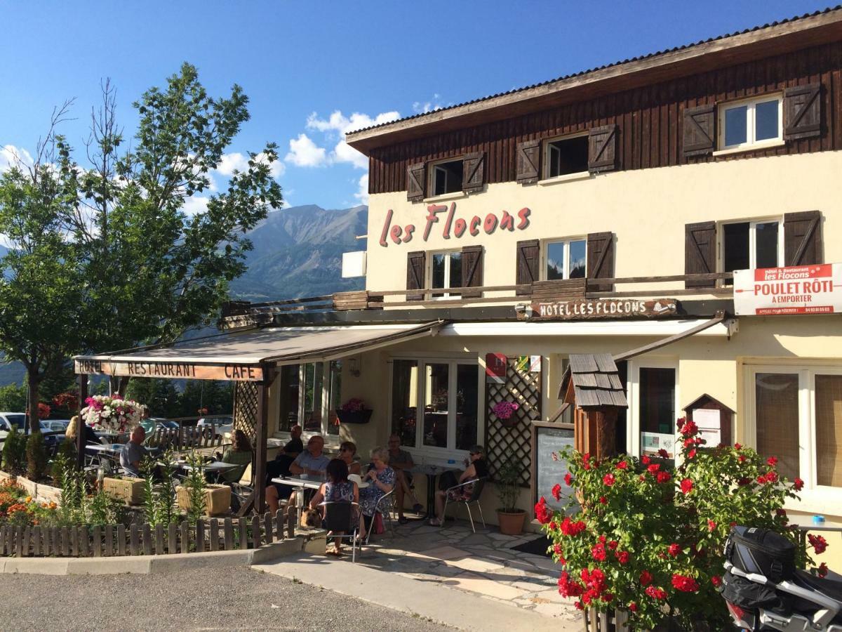 Hotel Les Flocons Le Sauze Exterior photo